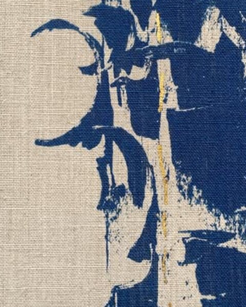 «Memorias Visibles VIII», cianotipia sobre lino de Sara Tana
